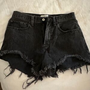 Abercrombie mid rise boyfriend shorts